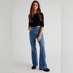 Levi's 70's High-Rise Flare Jeans
